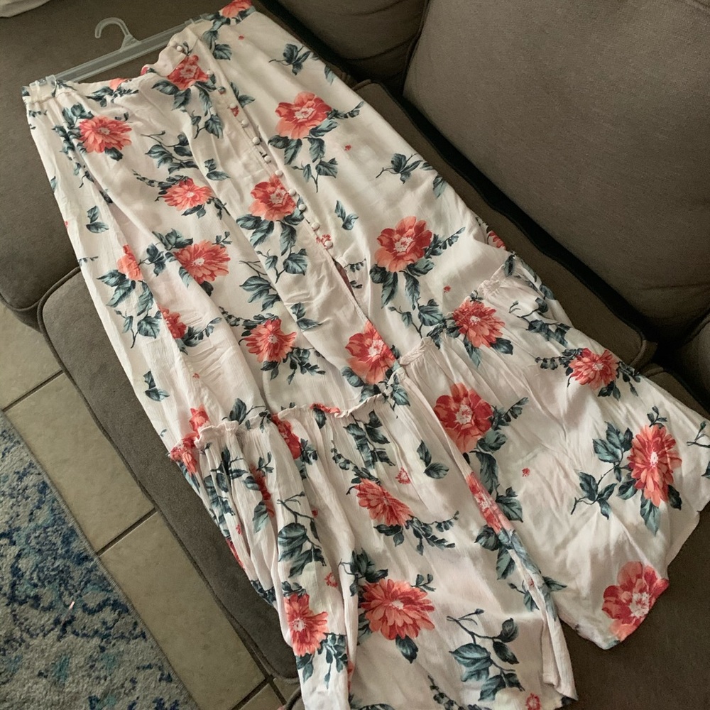 NWT Floral Maxi Skirt